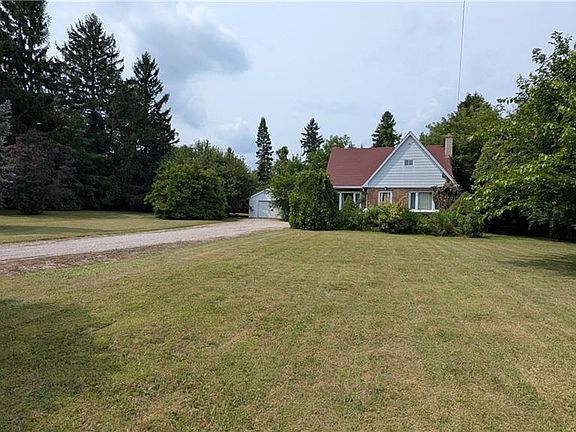 5th image of 127 Brant Rd