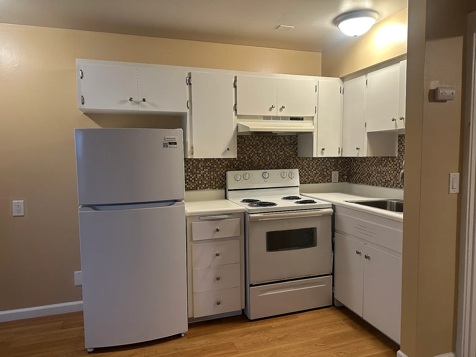 1 bed, 520 sqft, $1,400 — Photo 2