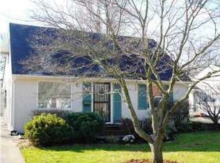 9406 Sue Helen Dr, Jeffersontown, KY 40299