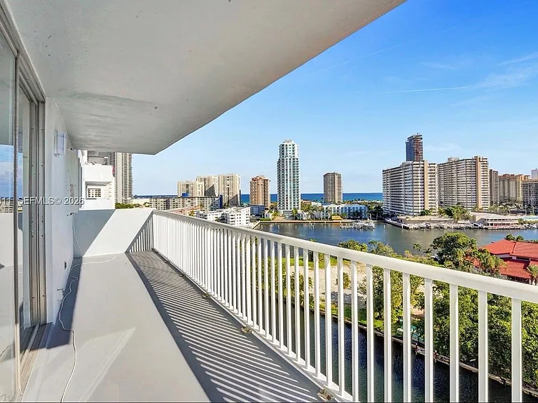 137 Golden Isles Dr #1006 — Photo 14