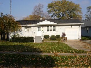 927 Wolcott Ave, Saint Joseph, MI 49085