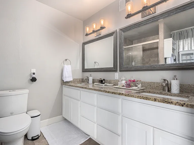 4220 E Becker Ln — Photo 25