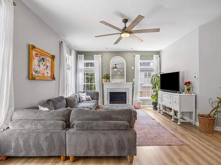 137 Whispering Woods Pl — Photo 61