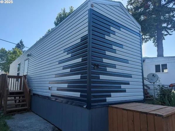 334 E 5th Ave, Riddle, OR 97469