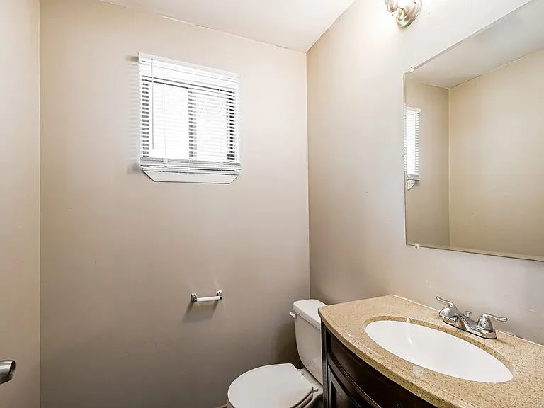 1850 Shirlene Dr — Photo 11