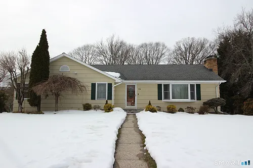 76 Elliott Rd Photo 1