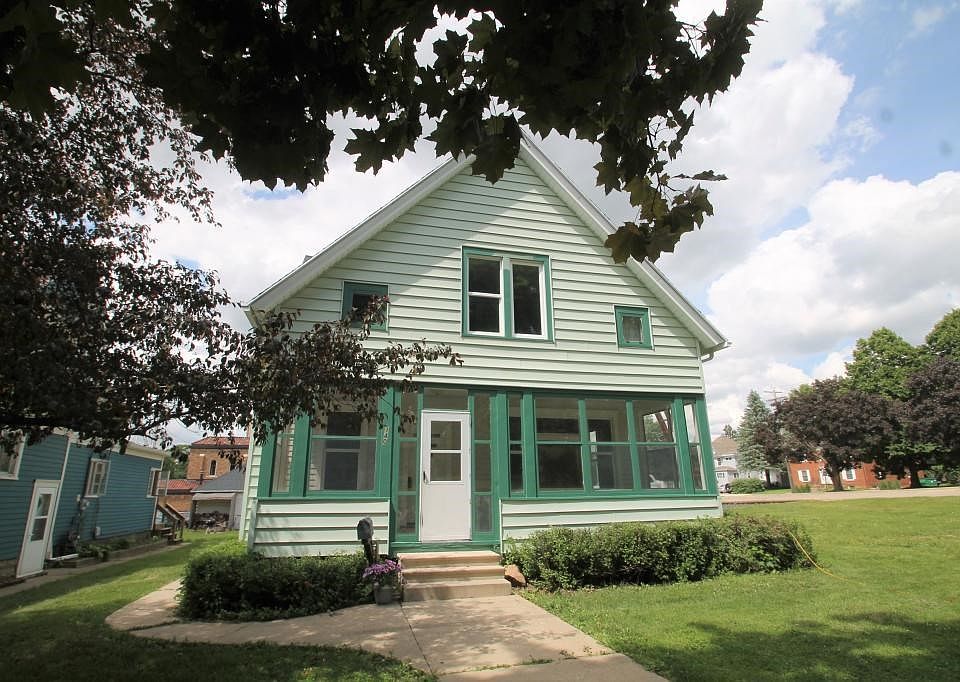 140 Phelps front