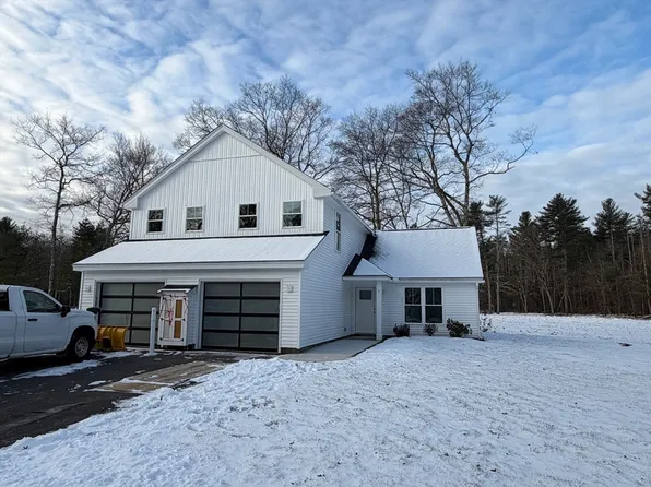 2 Barracks Rd, Hudson, MA 01749