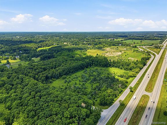 3rd image of 4975 N Old Us Highway 23