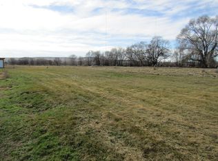 207805 E Perkins Rd, Kennewick, WA 99337