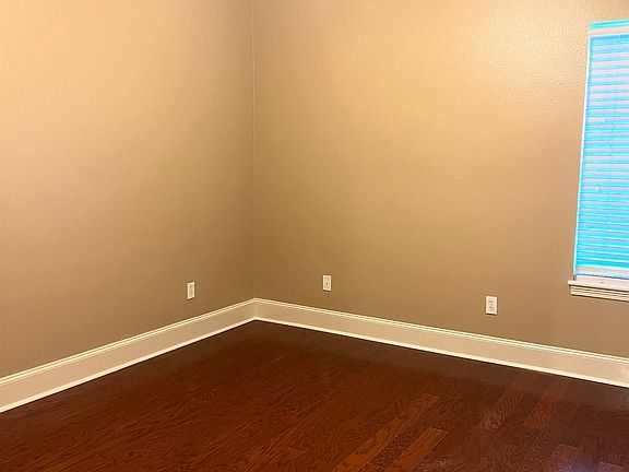 2nd image of 813 Keble Ln #813