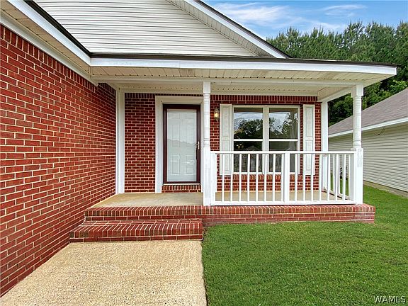 2nd image of 5133 Diamond Cir