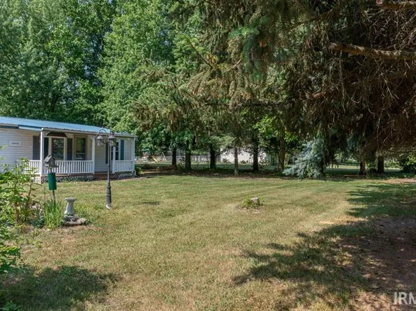 3108 Peddlers Village Rd, Goshen, IN 46526