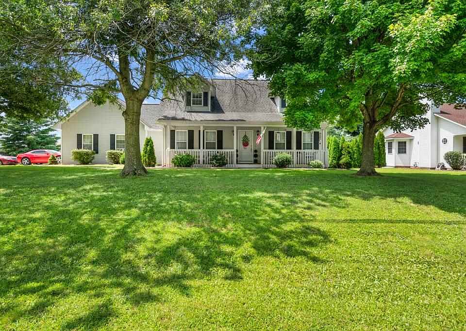 1st image of 226 Moonlite Ave