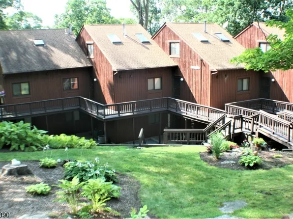 1 Gray Rock Dr #7, Vernon Twp., NJ 07462
