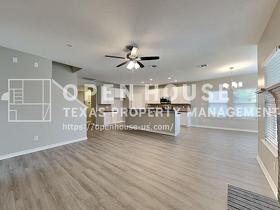 5th image of 3917 Hanna Rose Ln