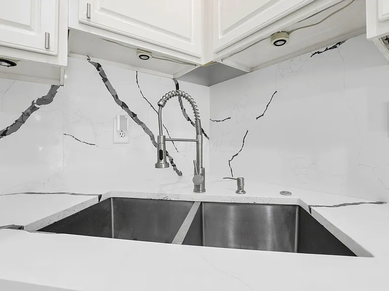 2573 Rustling Oak Blvd — Photo 15