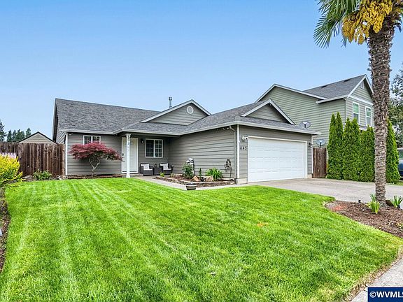 2nd image of 1145 Country Ln