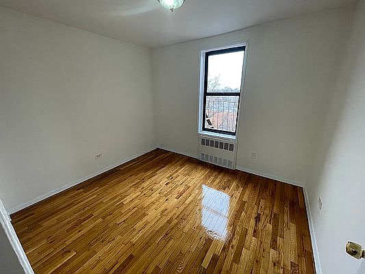 5th image of 3255 Randall Ave APT 5G