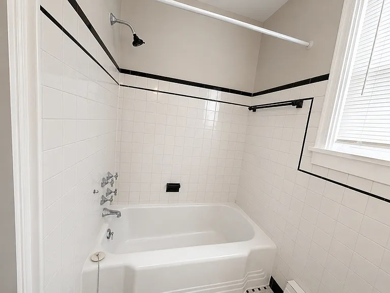3527 Lyndale Ave — Photo 14