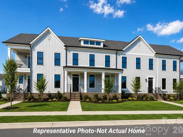 10229 Rainier Trail Dr NW, Huntersville, NC 28078