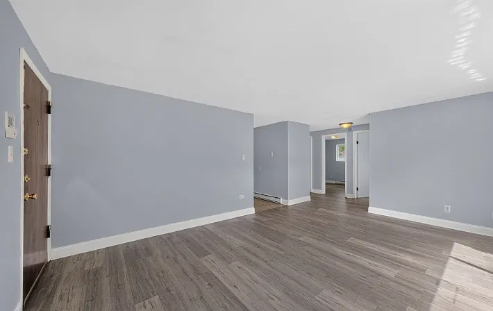 2 bed, 800 sqft, $1,400 — Photo 2