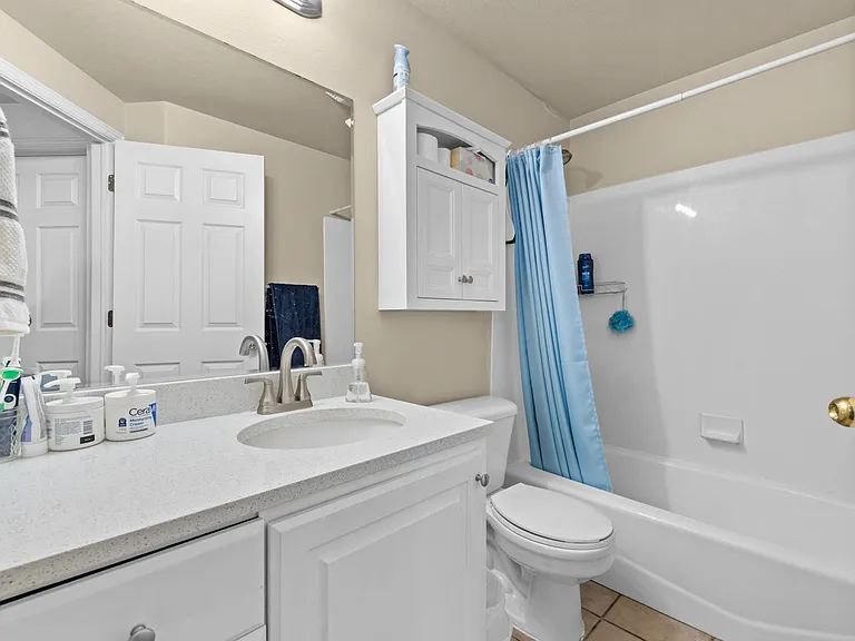 437 N Belmont Pl #160 — Photo 9