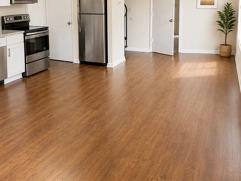 290 N Main St #12 — Photo 2