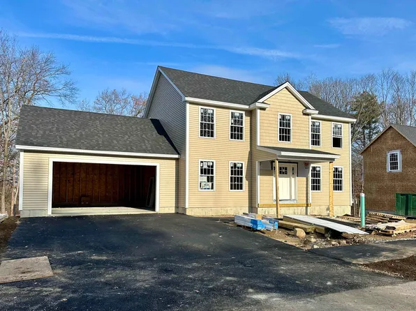 8 Saddleback Drive, Nashua, NH 03060
