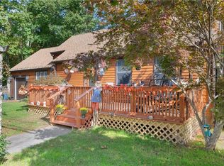 16 Waterman Lake Dr, Glocester, RI 02814