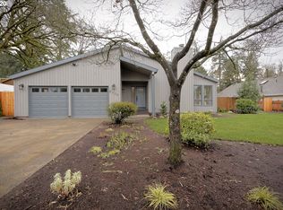 8330 SW Pine St, Portland, OR 97223