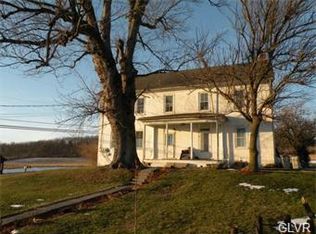 310 Hilltop Rd, Kutztown, PA 19530