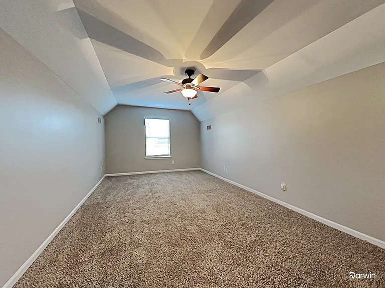 337 Courtland Ct — Photo 17