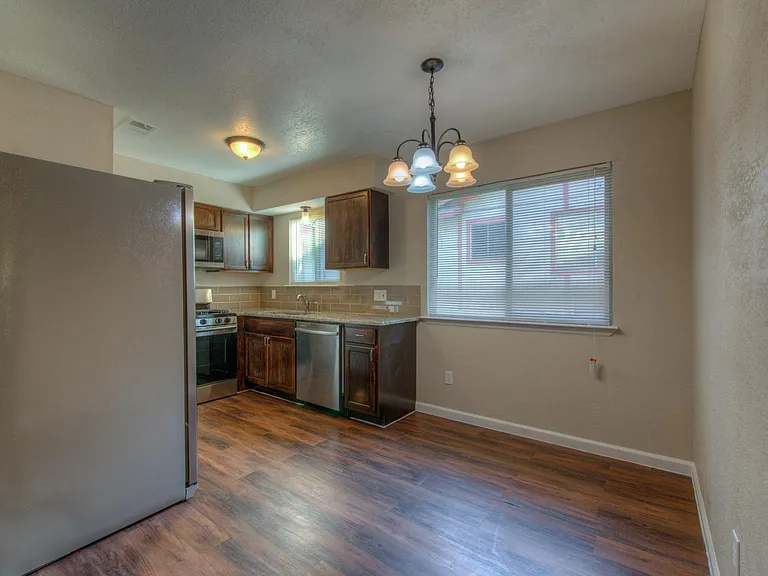 6303 Emerald Forest Dr #B — Photo 12
