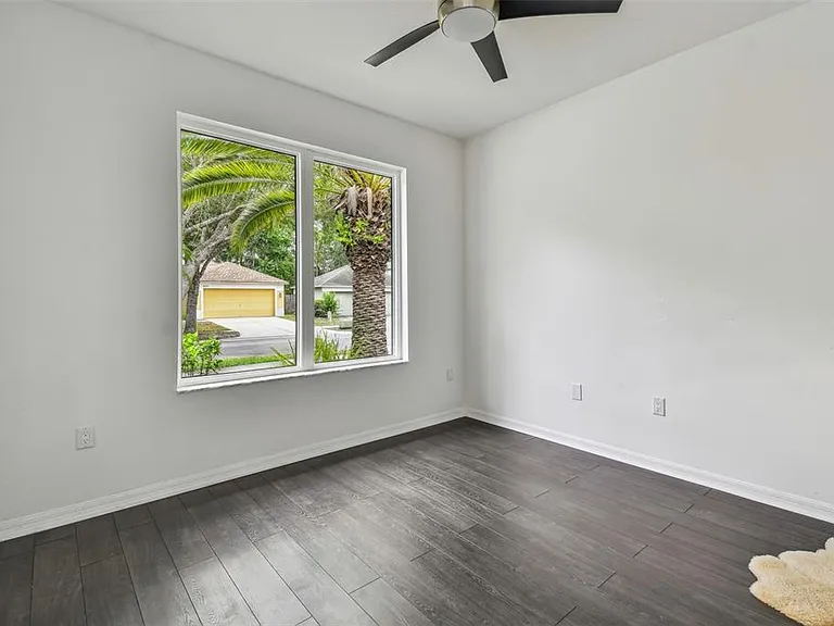 8208 Pinewood Run Ct — Photo 46