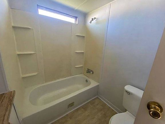 5th image of 309 Reid Ct