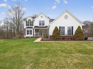 7233 N Lake Orchard Dr, Gregory, MI 48137