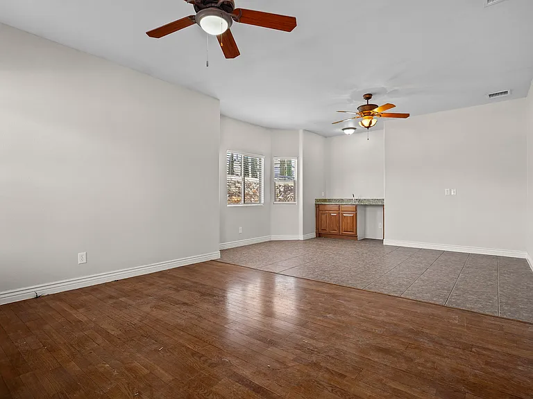 3820 Tierra Tania Pl — Photo 12