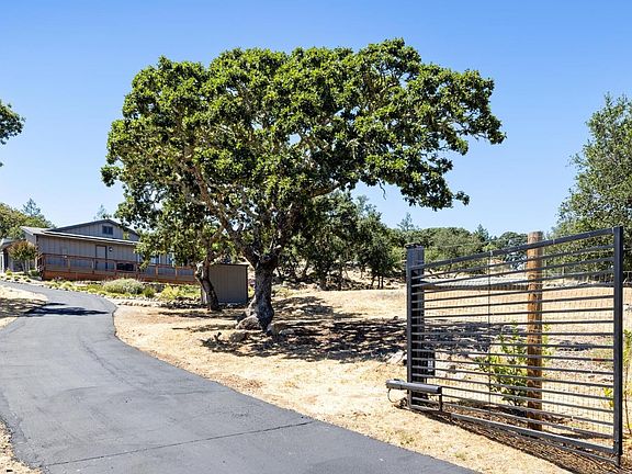 2nd image of 2760 Rollo Road