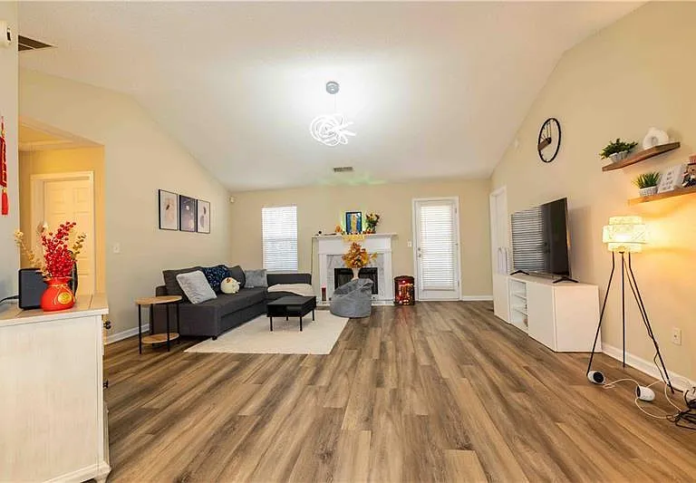 199 Amelia Creek Way — Photo 5