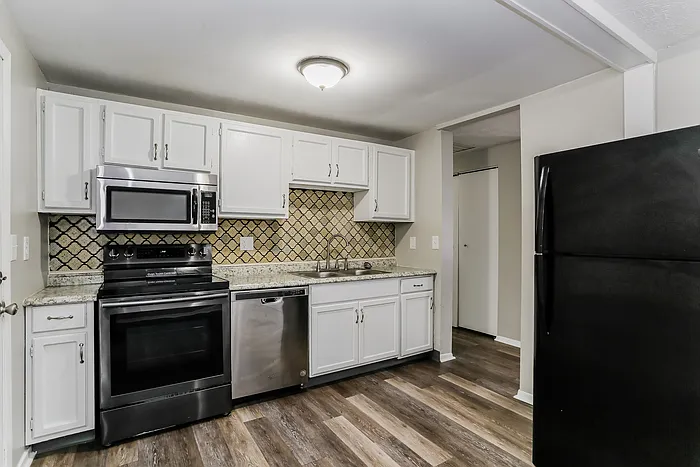 3804 Big Walnut Dr — Photo 6