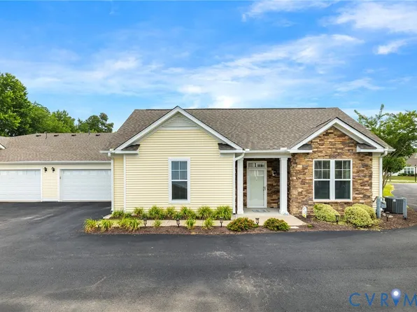 12128 Magnolia Bluff Ct, Chester, VA 23831