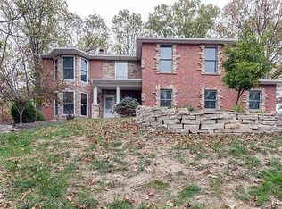 8 Howe Xing, Festus, MO 63028