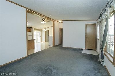 4th image of 6268 E V Ave