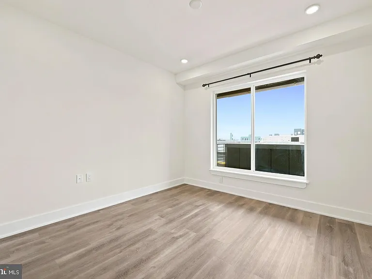 1148 N 2nd St #4I — Photo 14