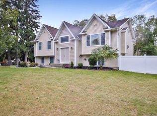 237 Quaker Rd, Pomona, NY 10970