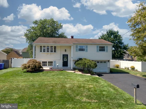 36 Bartine St, Toms River, NJ 08753