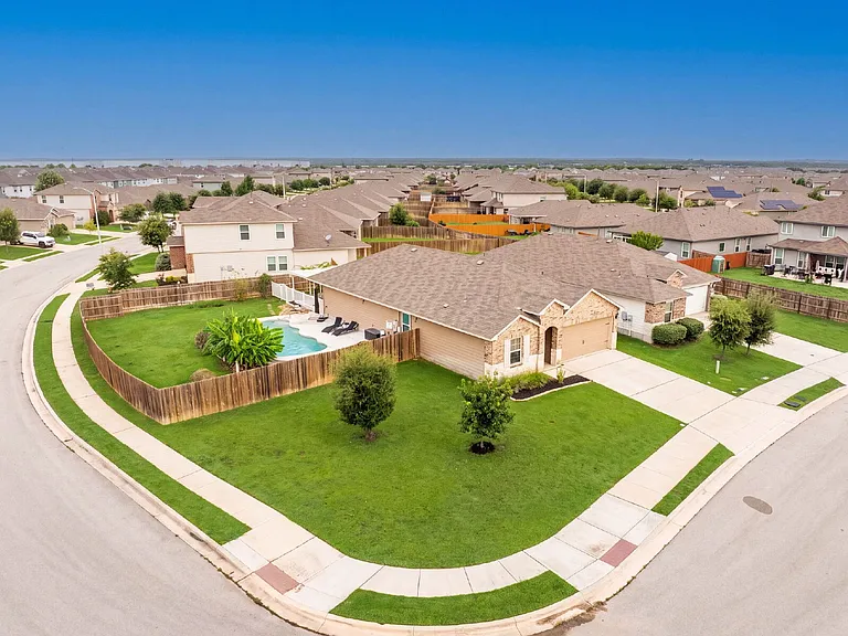 277 Orion Dr — Photo 45