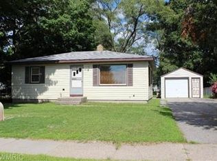 5020 Carson Ave SW, Wyoming, MI 49548