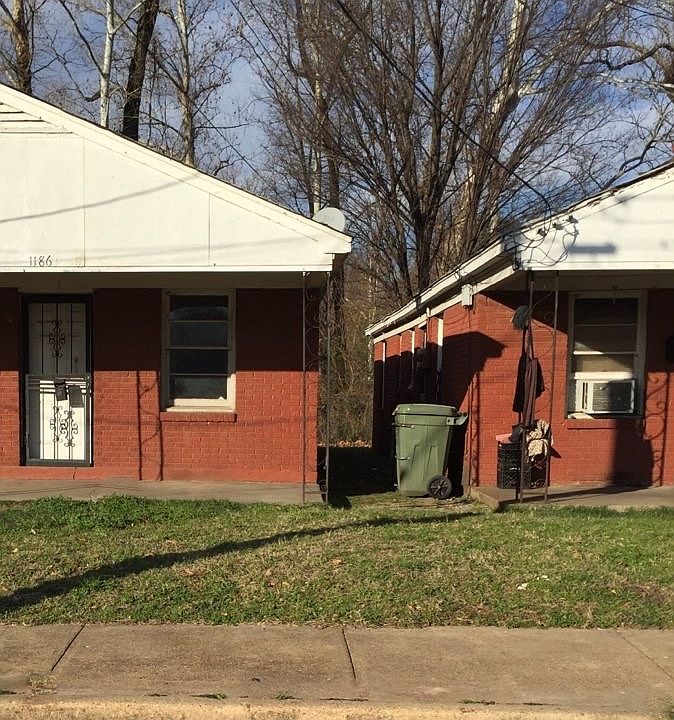 1st image of 1186 Brown Ave